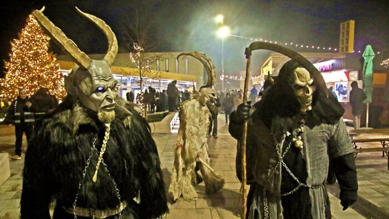 Félelmetes, pokoli lények lepték el a zalai település központját (galéria, videó)