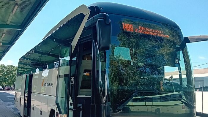 Brutális! 10 órát zötykölődik a buszon, aki ebből a városból indul Zalába