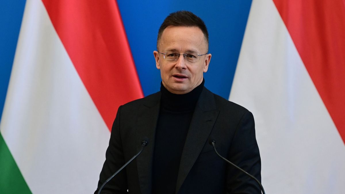 Szijjártó: A helyi kis- és középvállalkozások fejlődését is segíti a Hód Plast Kft. beruházása