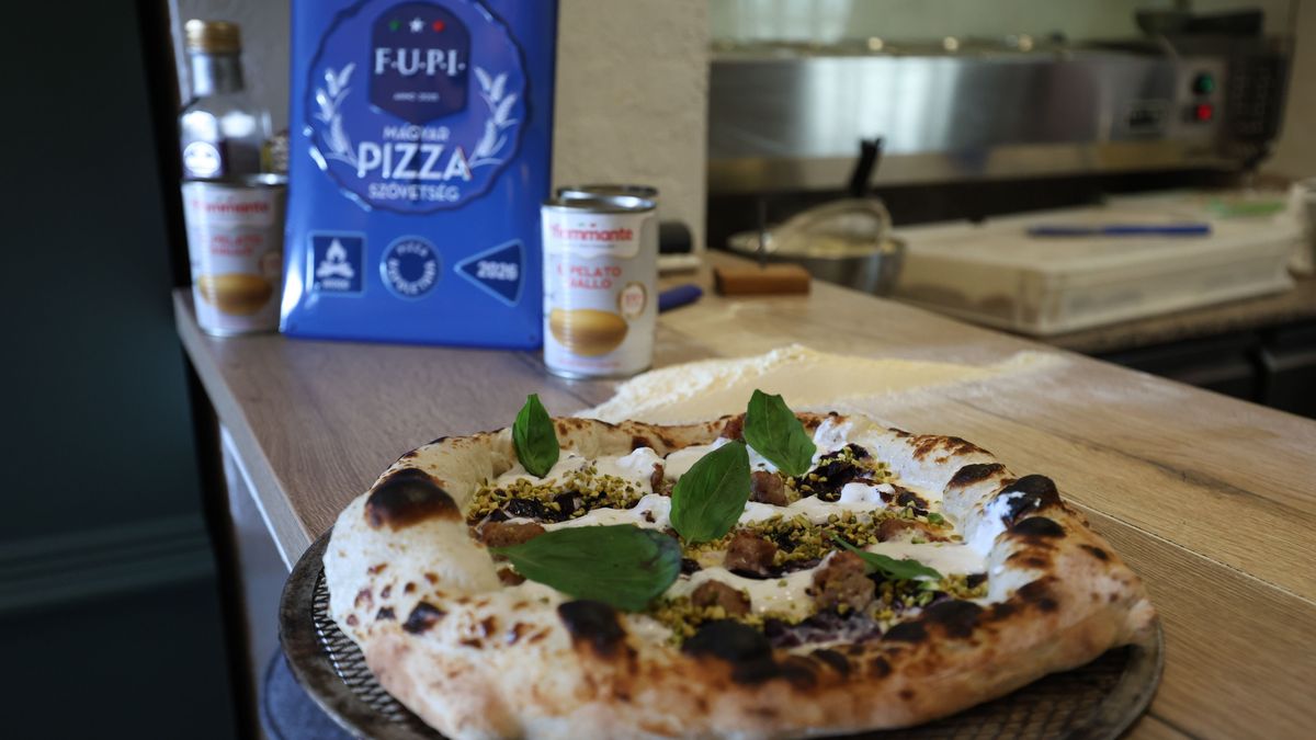 A zalai város pizzaszakácsa már ma akcióba lendül: Szabi A Pék bejelentkezett a helyszínről (videó)