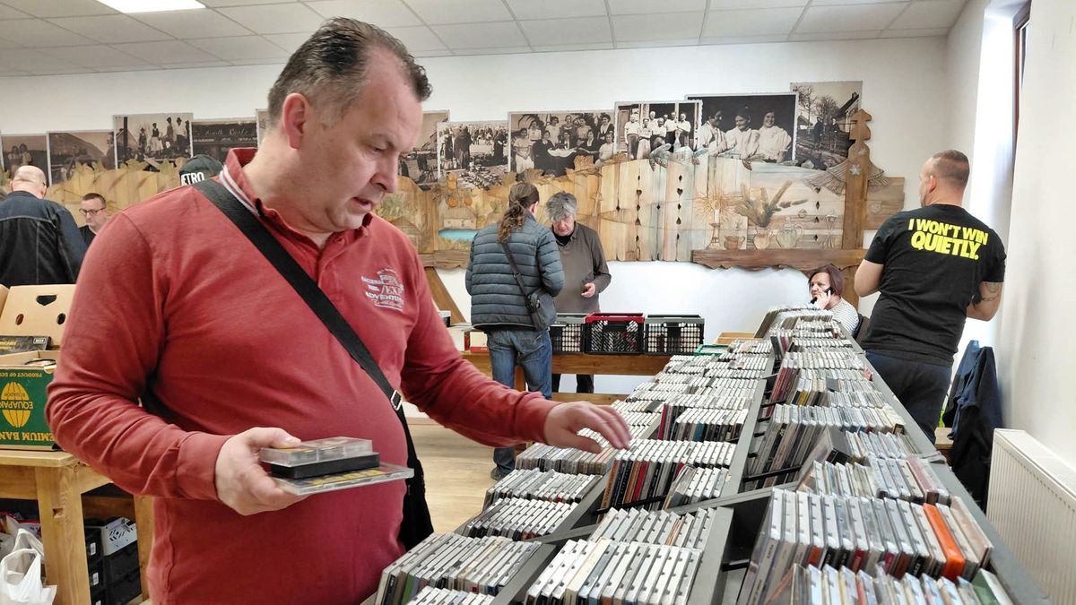 Nem csak hobbi, értékválasztás is a zenehallgatás – újabb sikeres börze Zalában