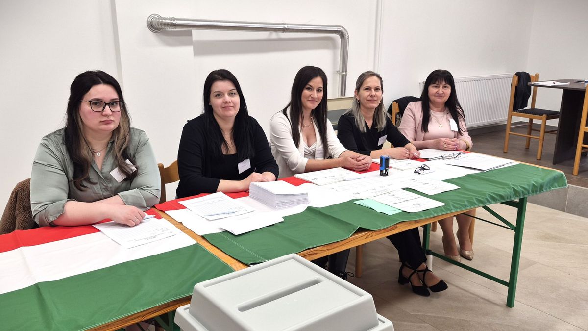 „Holnap is maradjunk emberek!” — választás vidéken, Ormándlakon és Gellénházán jártunk (galéria)