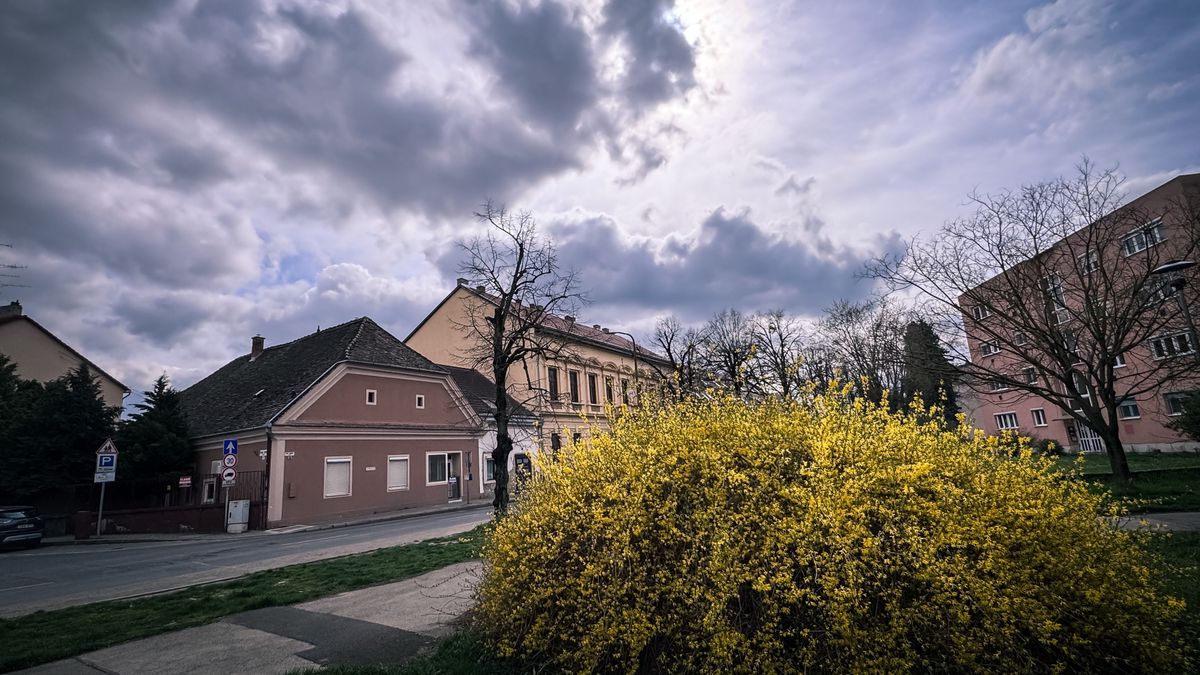 Búcsúznak a felhők, de viharos széllel érkezik a lehűlés
