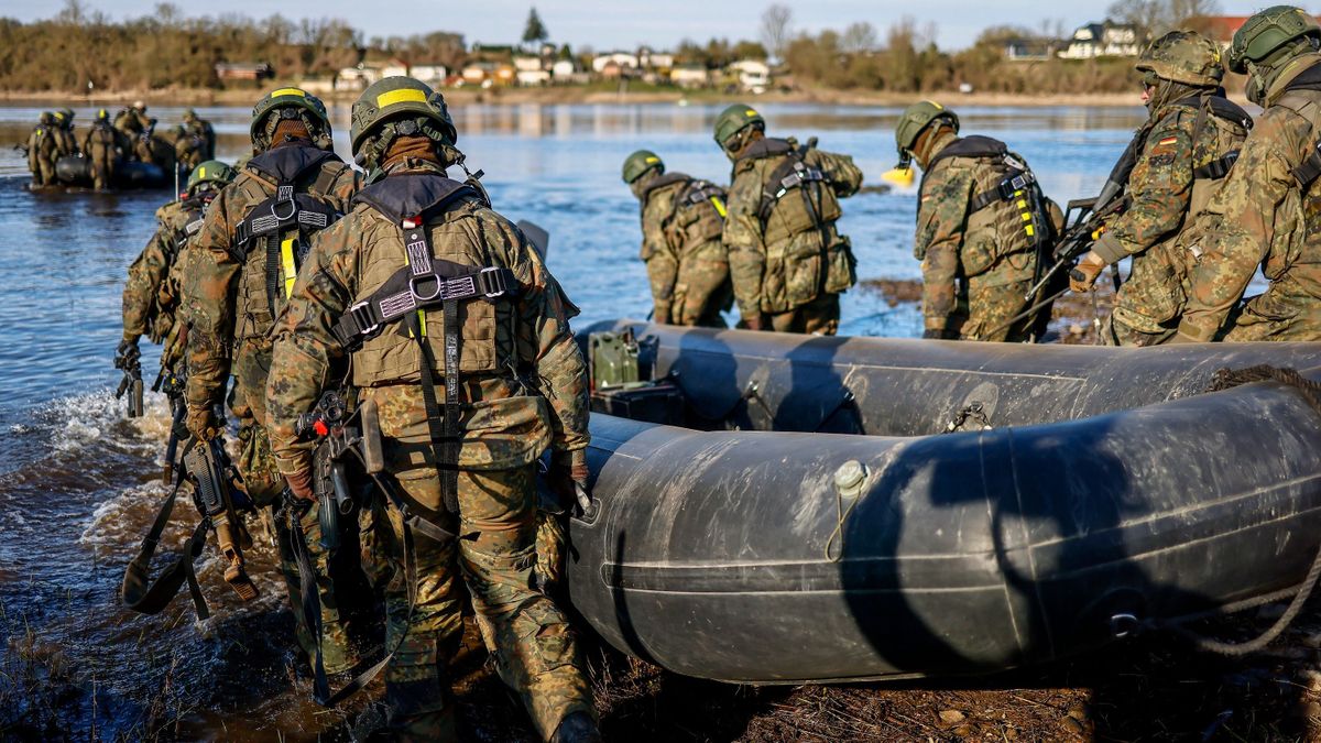 Sorra tagadják meg a katonai szolgálatot Németországban