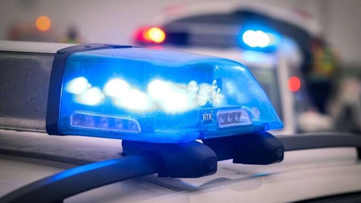 Éjszakai tragédia Zalában! Házalapnak ütközött, a helyszínen elhunyt a személygépkocsi fiatal sofőrje