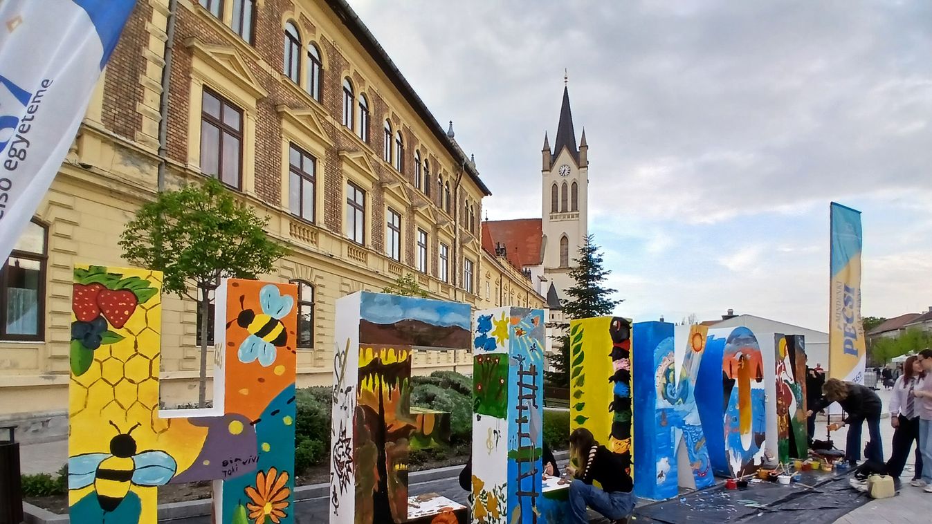 Nem csak verseny: életérzés, fiatalság és nosztalgia is a Helikon (galéria,...