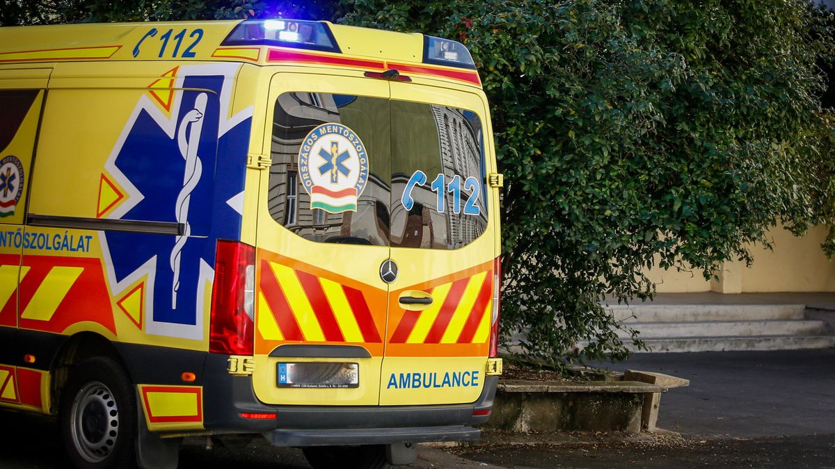 Itt vajon mi történhetett? Mentő is érkezett a zalai városba, a sofőr lélekjelenléte segített elkerülni a tragédiát (fotó a cikkben)