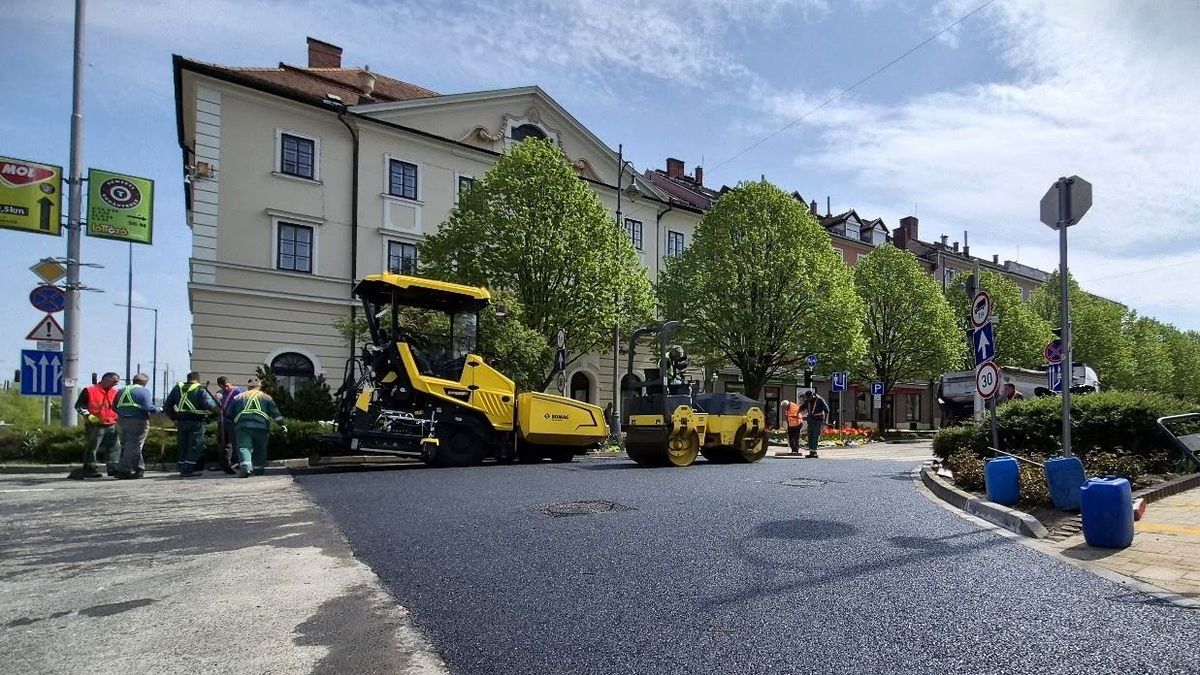 Leaszfaltozták, de még nem mehetünk rá! Hétfőn nyitják meg itt a forgalmat (galéria, videó)