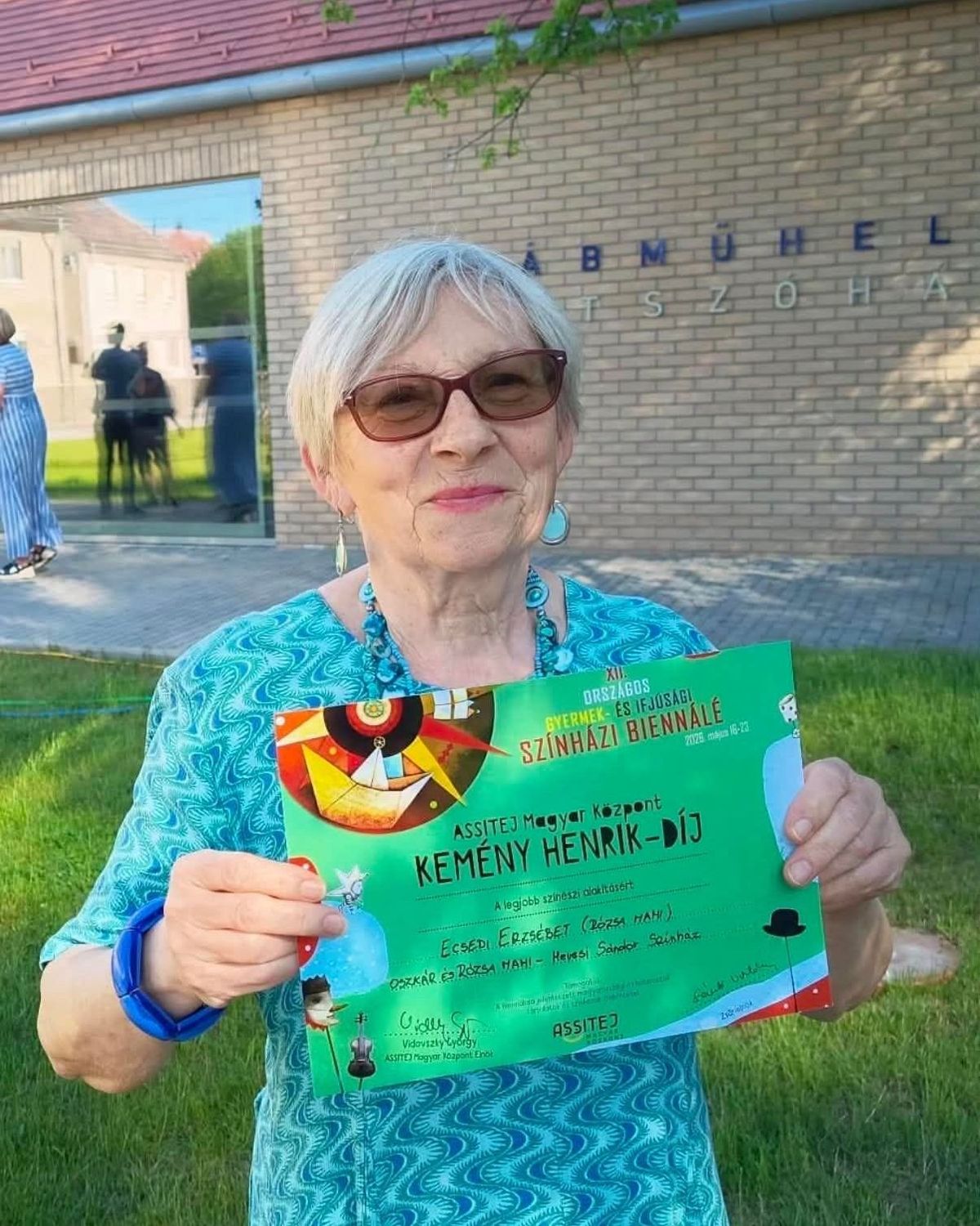 Ecsedi Erzsébet Kemény Henrik díjat kapott