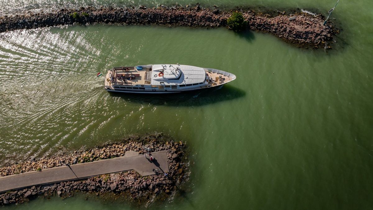 Elindult a nagyüzem a Balatonon – ezekkel a kikötőkkel bővült a hajózási szezon