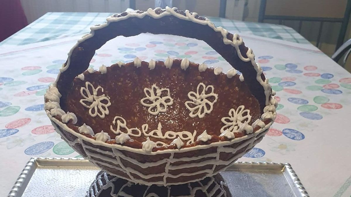Mátyás király esküvői asztalát is díszítette: grillázsból torta vagy kosár – így készítsd el!