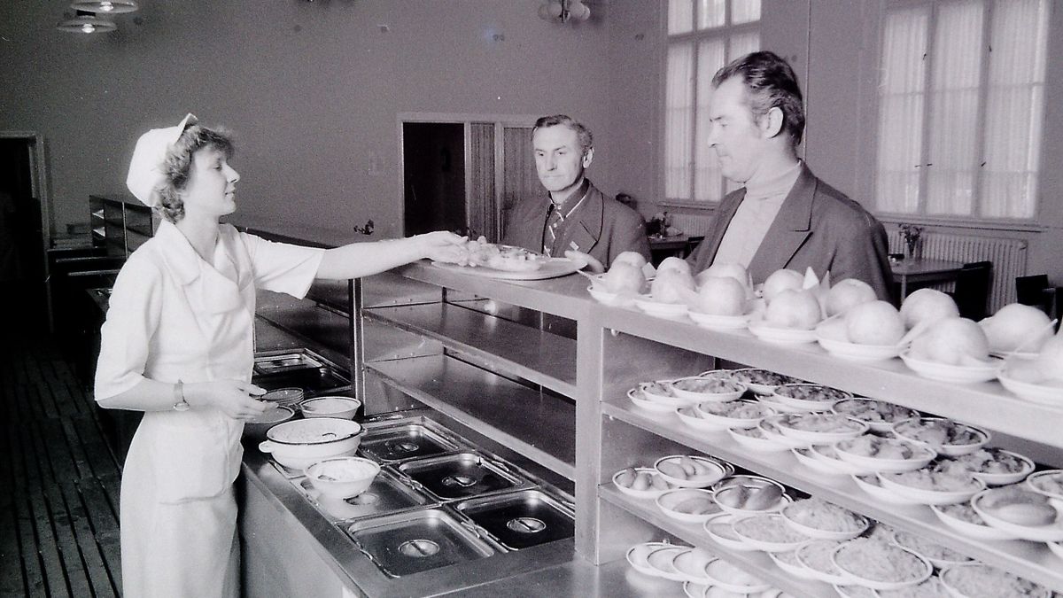 Sárgaborsófőzelék 1 forint hetven, hozzá 30 fillér egy szelet kenyér – az Önki évtizedei (galéria)