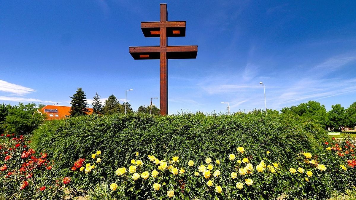 Rózsák köszöntik Egerszegen