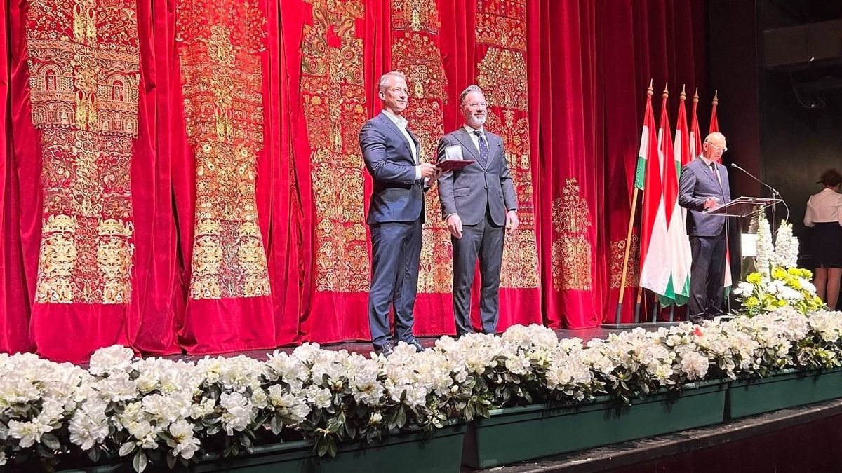 A balatoni vízimentők elismerése – sokan köszönhetik az életüket, épségüket nekik