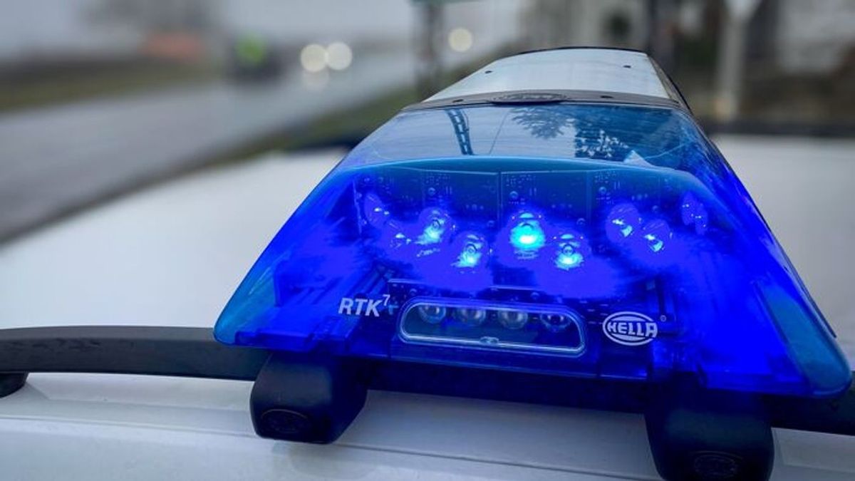 Távközlési oszlopnak ütközött egy személyautó a zalai településen