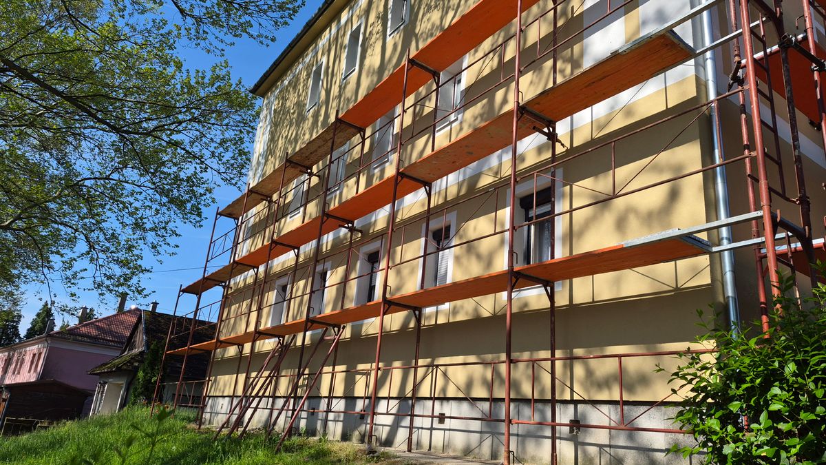 Fontos alapanyag tűnhet el az építőiparban? Leállt a sokak által kedvelt felújítási program