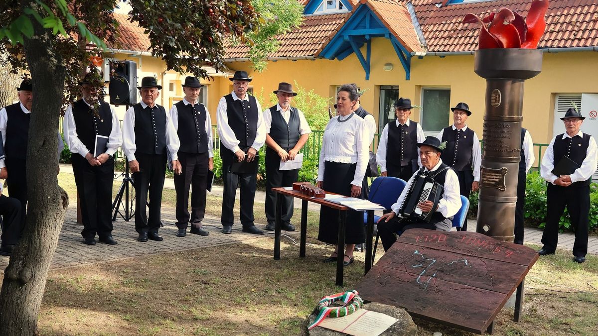 Megható pillanatok Gyenesdiáson – így emlékeztek Trianonra