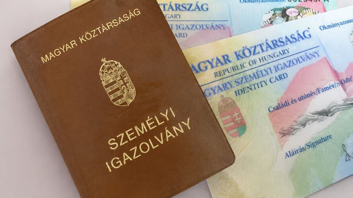 Ellenőrizze most a személyijét! Több ezer régi igazolvány vá