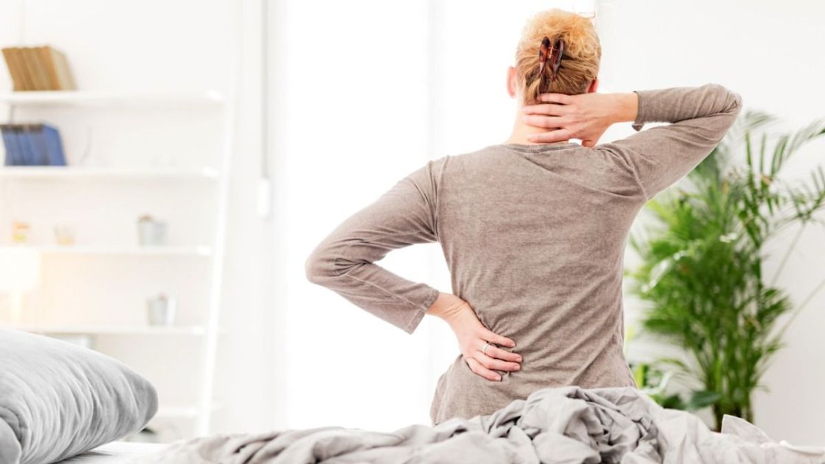Miért fáj reggel felkelni? – Amit az ízületi merevségről és 