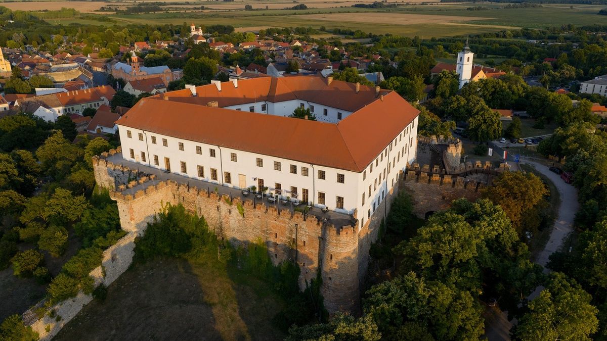 Új animációs film mutatja be a 16. századi siklósi várat