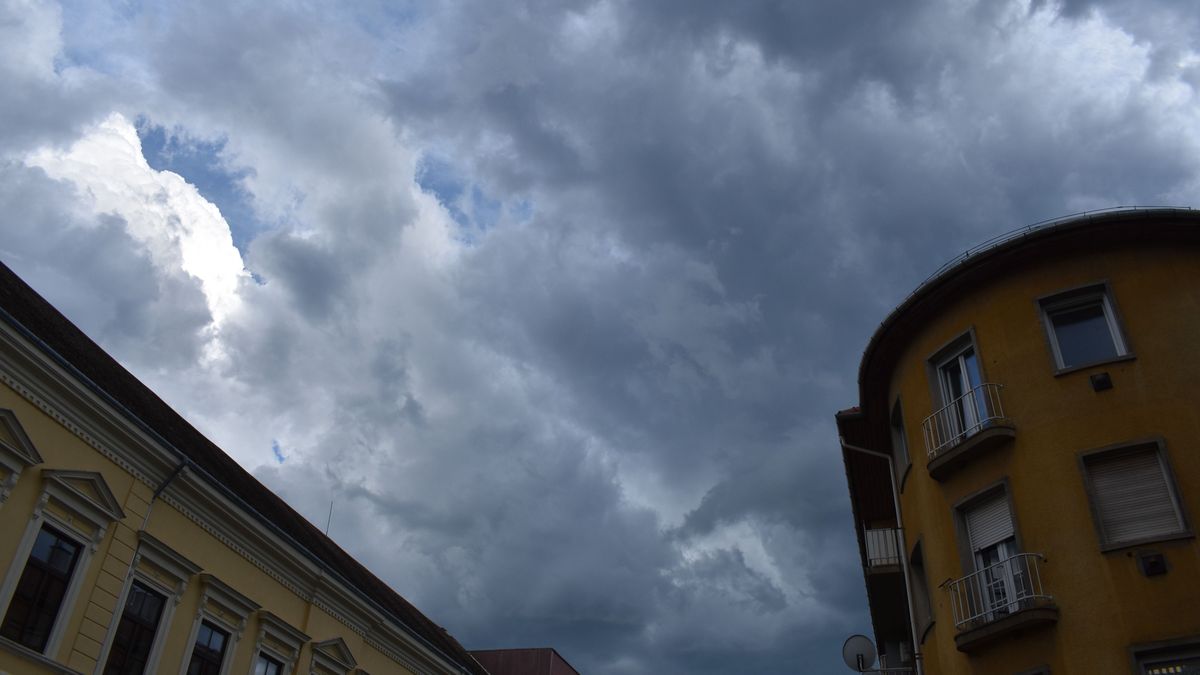 Sűrű fekete felhők ijesztegetnek Nagykanizsa felett – lesz belőle jégeső? (galéria)