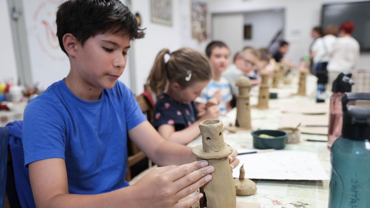 Ebben a zalai kézműves táborban fel sem álltak a gyerekek a szövőkeret mellől – mutatjuk, mi lett még a kedvencük (galéria, videó)
