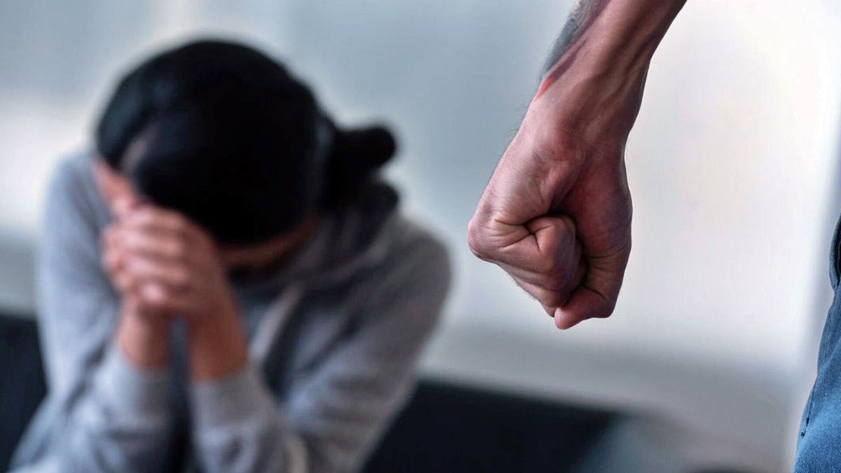 Párkapcsolati erőszak – súlyos sérüléseket okozott barátnőjének egy zalai férfi