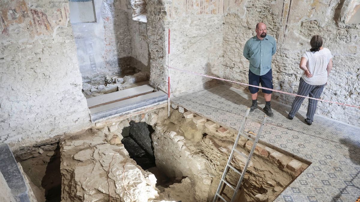 Egy titkos kripta felbukkant, a Nap viszont részlegesen eltűnik Zalában