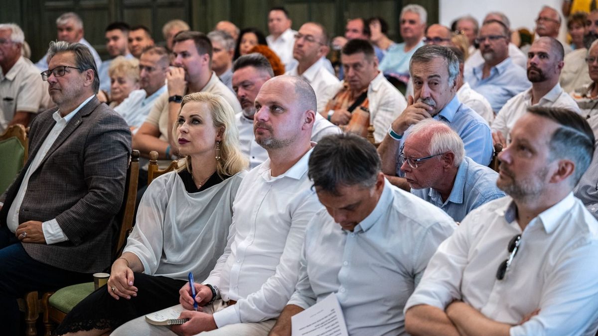 KDNP: Idő kérdése és eljön a kijózanodás, a csalódás és a düh a kormánnyal szemben