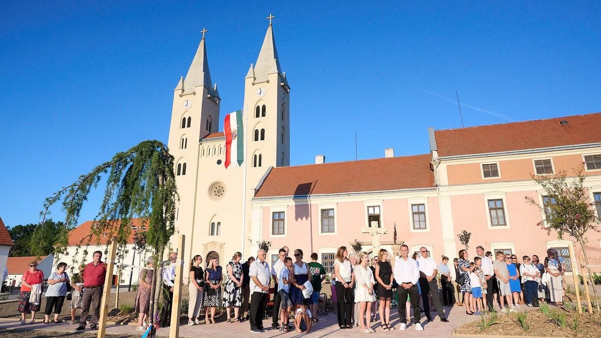 Újabb fejlesztéseket adtak át a türjei apátságnál – velünk élő értékek