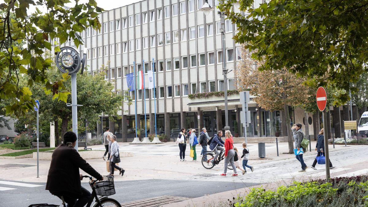 Ügyfélfogadás: három után ne menjen ebbe a zalai hivatalba!