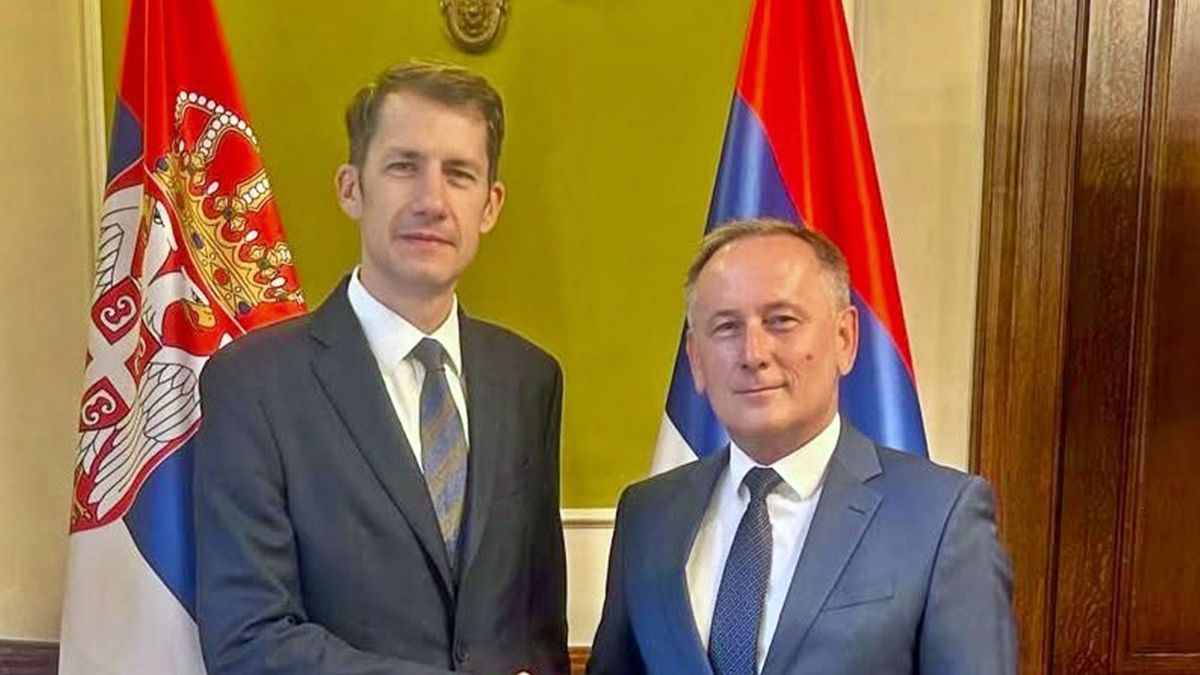 Zalai diplomatát is felmentett a Tisza-kormány