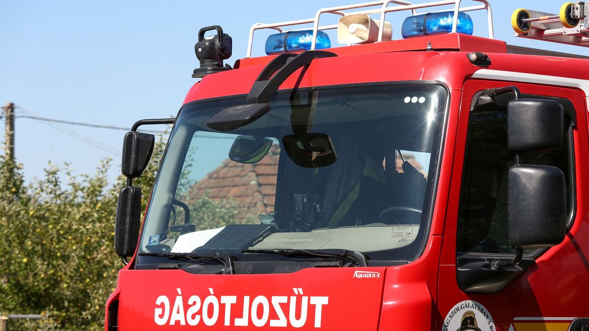 Riadalmat keltett a zalai faluban a kedd éjszakai tűz – egy családi házat érintettek a lángok
