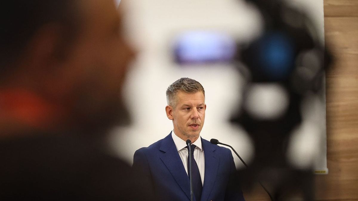 Magyar Péter mentelmi joga: újra előkerült a telefonos ügy
