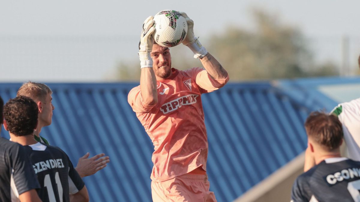 A ZTE FC kapusa a válogatottban: Gundel-Takács Bence is Marco Rossi keretében!