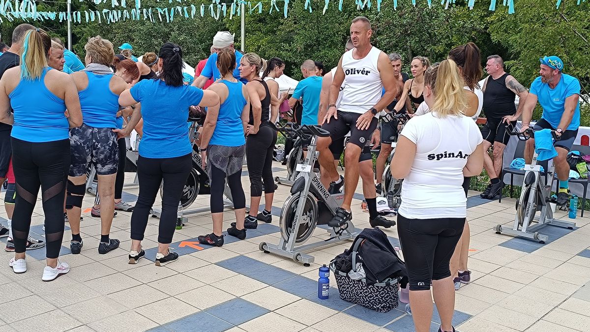 Spinningmaraton, hogy reszkessenek a lábak: több száz kilométer nyolc óra alatt Hévízen