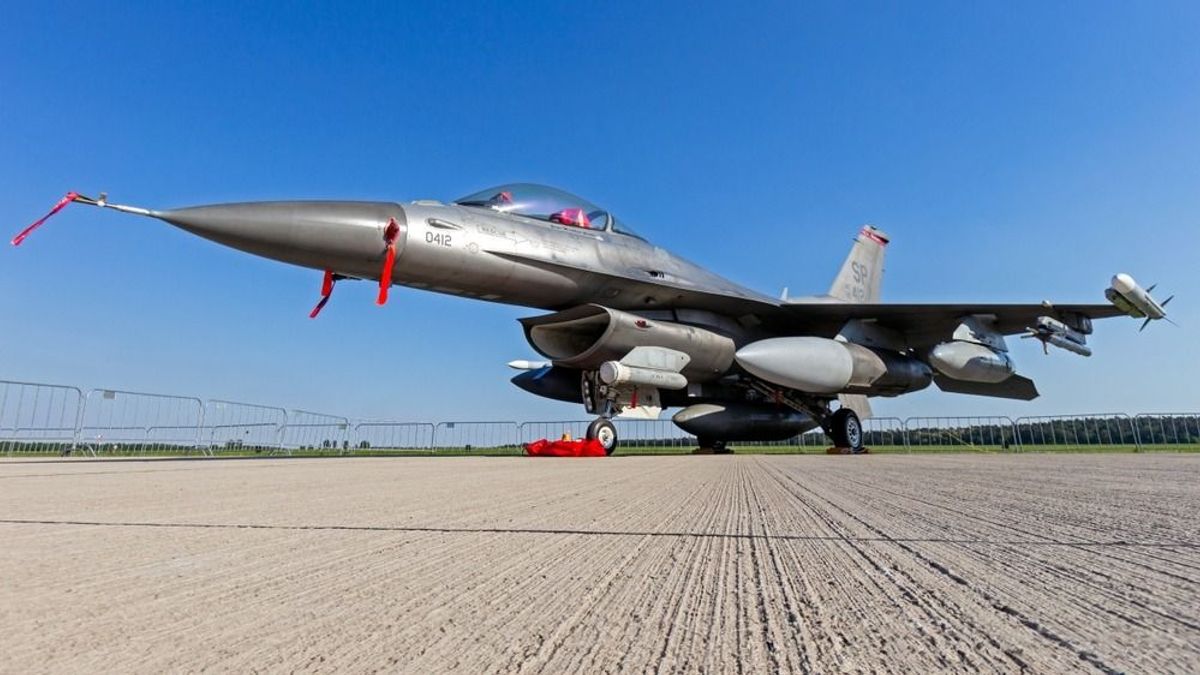 F–16-os vadászgép csapott le a Trump rezidenciája felett szabálytalankodó kisrepülőre