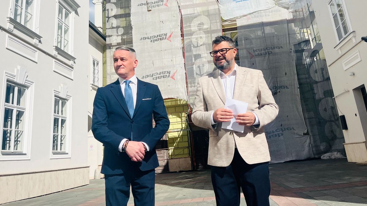 Újabb fontos felújítás kezdődött Zalaegerszegen – azbesztet is találtak a Kvártélyház tetején