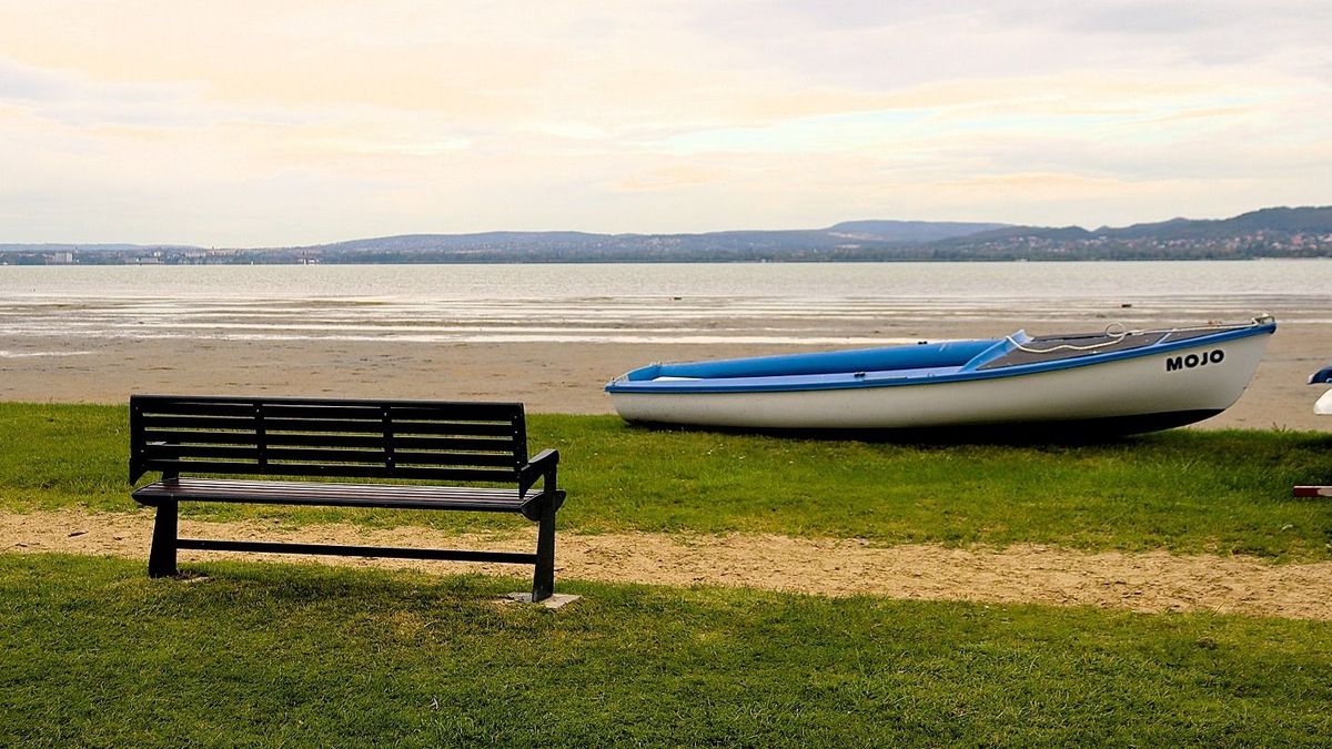 „Hatalmas sivatag” a Balaton partján – nem csak a vízszint miatt aggódnak a kutatók (galéria)