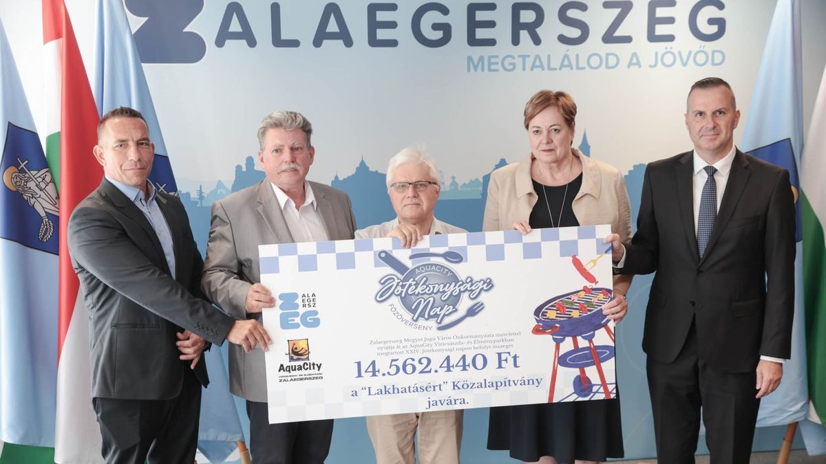 A Lakhatási Közalapítvány kapta az AquaCity jótékonysági napjának adományát – mutatjuk, mire fordítják (galéria, videó)