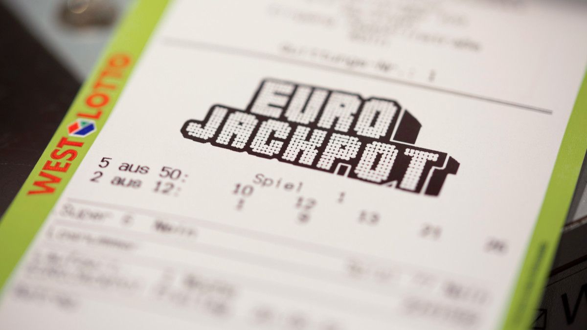 Elvitték a hatalmas Eurojackpot-főnyereményt – íme a keddi nyerőszámok