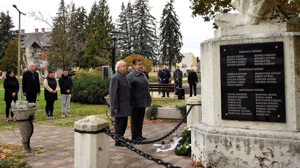 Megható megemlékezést tartottak Lentiben, a hősi halottak előtt tisztelegtek