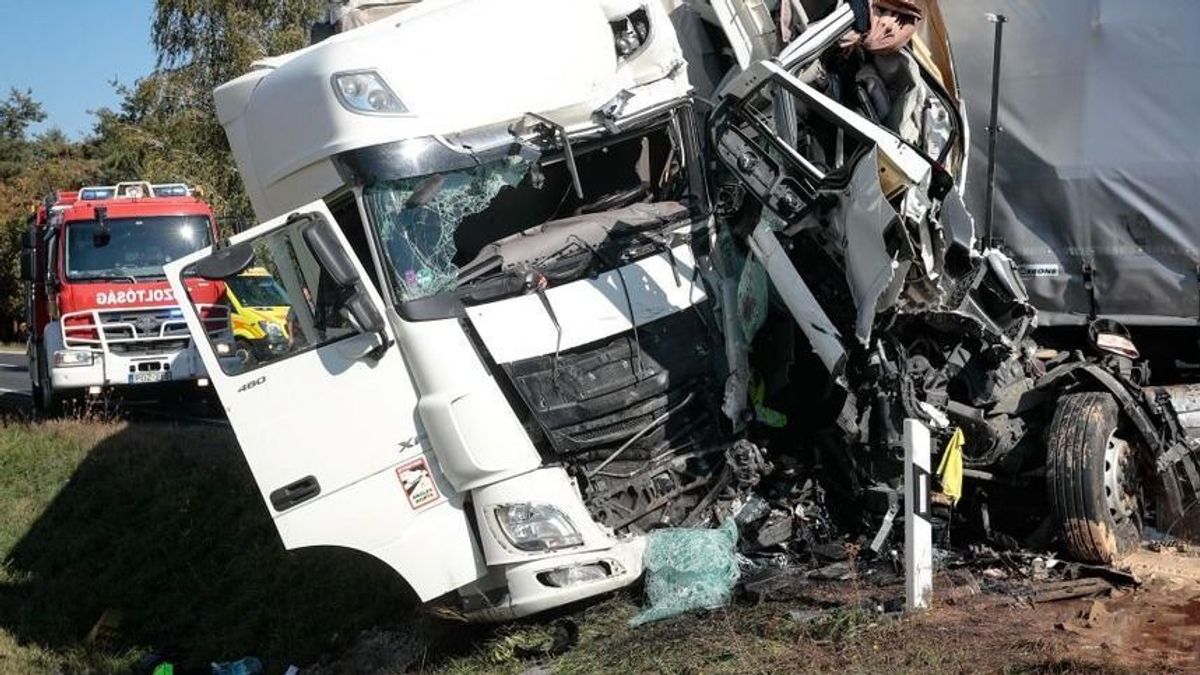Mentőhelikopter érkezett, egy fiatal sofőr meghalt – a hét megrázó történetei
