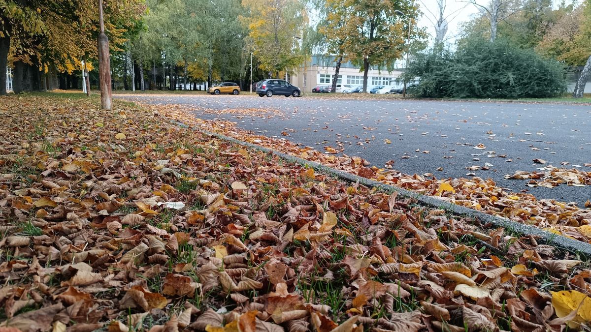 Továbbra sem használhatják a környéken lakók a Tungsram kanizsai parkolóját